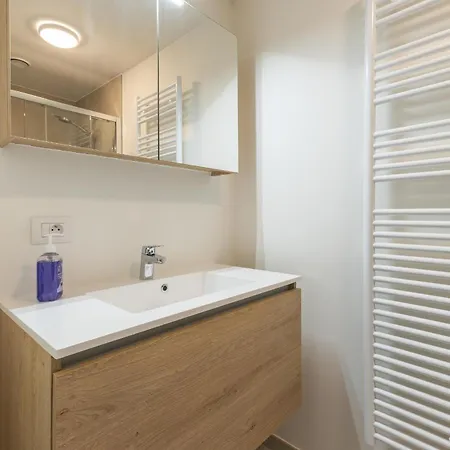 Διαμέρισμα Walk 0301 *